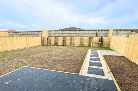 Photo of property in 6a Poruru Close, Papakura, 2110