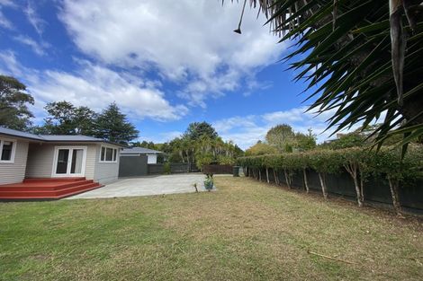 Photo of property in 12 Lucinda Place, Glen Eden, Auckland, 0602