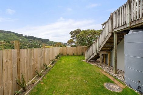 Photo of property in 30 Ngatitoa Street, Tawa, Wellington, 5028