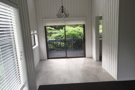 Photo of property in 13 Felstead Street, Birkenhead, Auckland, 0626