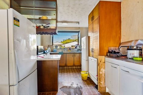 Photo of property in 32 Sullivan Avenue, Mangere Bridge, Auckland, 2022
