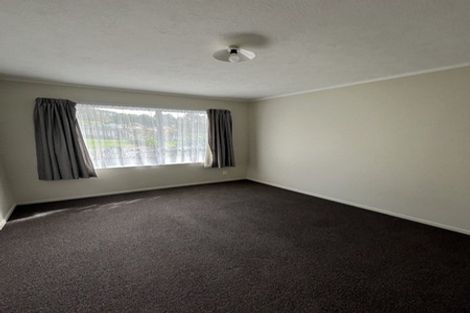 Photo of property in 17 Staithes Drive North, Whitby, Porirua, 5024