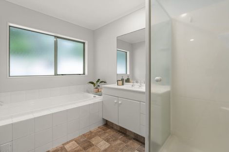 Photo of property in 10 Laburnum Glen, Mount Maunganui, 3116