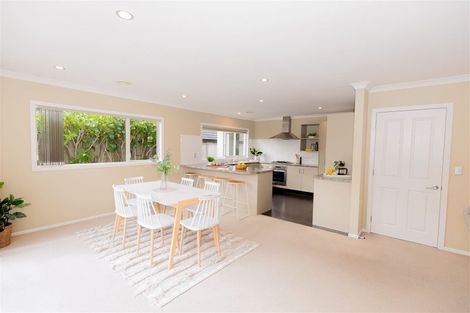 Photo of property in 43 Winsley Terrace, Churton Park, Wellington, 6037