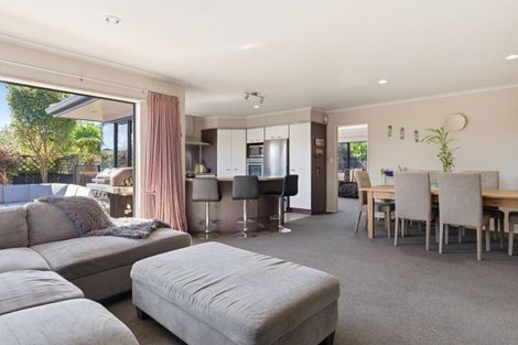 Photo of property in 16 Marick Place, Papamoa Beach, Papamoa, 3118