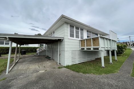 Photo of property in 105 Lake Road, Northcote, Auckland, 0627