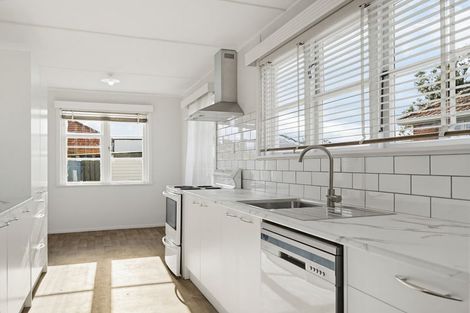 Photo of property in 700 Tamatea Street, Mahora, Hastings, 4120
