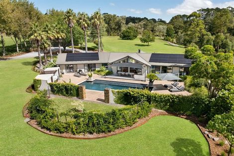 Photo of property in 44 Hardens Lane, Paremoremo, Auckland, 0632