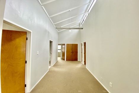 Photo of property in 109 Everglade Drive, Totara Heights, Auckland, 2105