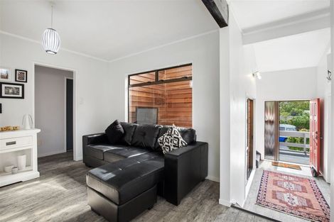 Photo of property in 59 Riverside Drive, Waiuku, 2123