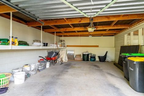 Photo of property in 21 Honeystone Street, Helensburgh, Dunedin, 9010