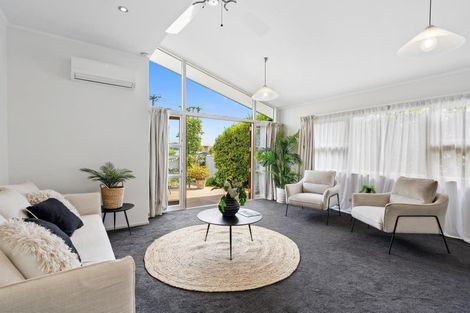 Photo of property in 2 Devon Street, Stoke, Nelson, 7011