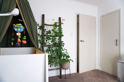 Photo of property in 30 Mamaku Street, Paraparaumu, 5032