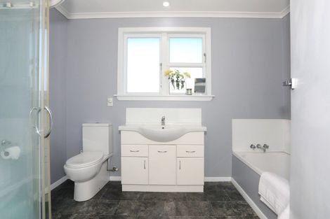 Photo of property in 3b Wellington Street, Feilding, 4702