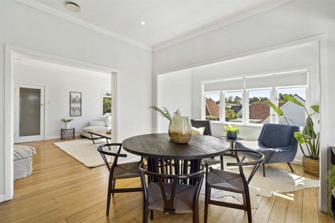 Photo of property in 2/5 Elderwood Lane, Belmont, Auckland, 0622
