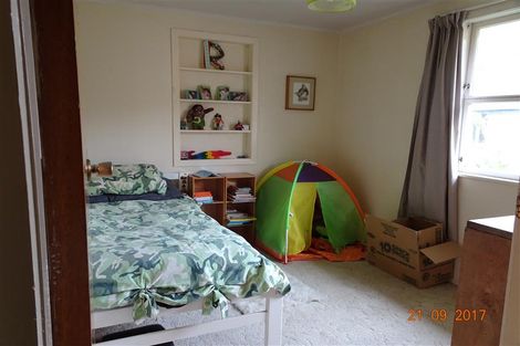 Photo of property in 30 Motutahae Street, Taupo, 3330