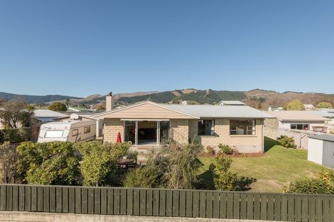 Photo of property in 8 Challies Way, Richmond, 7020