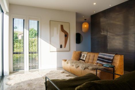 Photo of property in 9 Matipo Street, Wanaka, 9305