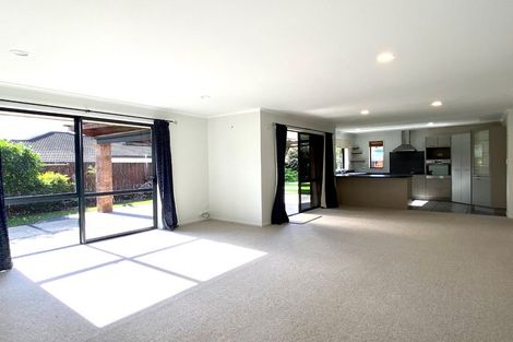 Photo of property in 2 Wouldbank Way, Welcome Bay, Tauranga, 3112