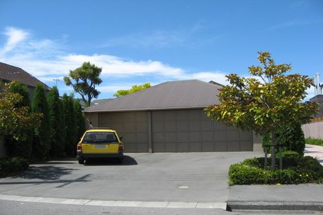 Photo of property in 2/22 Queens Avenue, Merivale, Christchurch, 8014