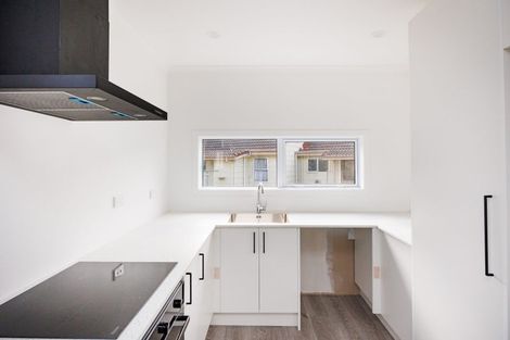 Photo of property in 73 Rangiora Avenue, Roslyn, Palmerston North, 4414