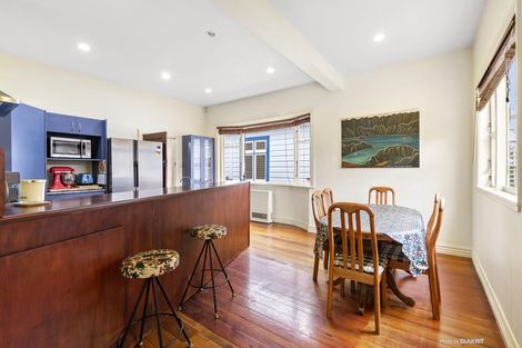 Photo of property in 83 Eden Street, Island Bay, Wellington, 6023