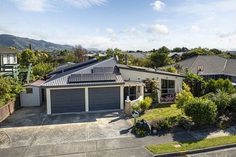 Photo of property in 11 Coleridge Place, Stoke, Nelson, 7011