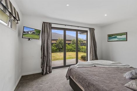 Photo of property in 22 Gilchrist Place, Kaiapoi, 7630