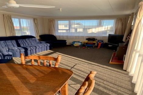 Photo of property in 22 Murray Avenue, Hawera, 4610