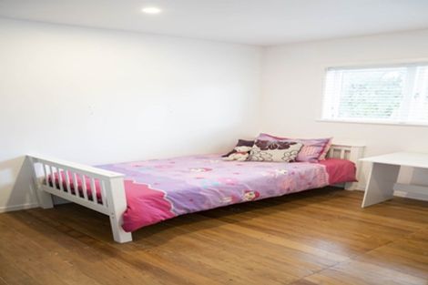 Photo of property in 637 Swanson Road, Swanson, Auckland, 0612