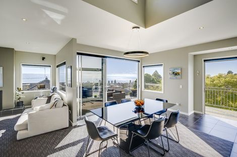 Photo of property in 14a George Street, Hospital Hill, Napier, 4110