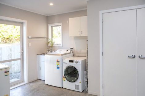 Photo of property in 162 East Street, Greytown, 5712