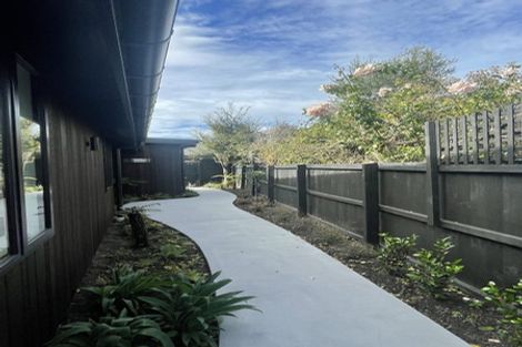 Photo of property in 76 Jeffreys Road, Fendalton, Christchurch, 8052