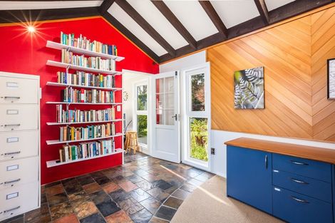 Photo of property in 13 Fleetwood Grove, Waikanae, 5036
