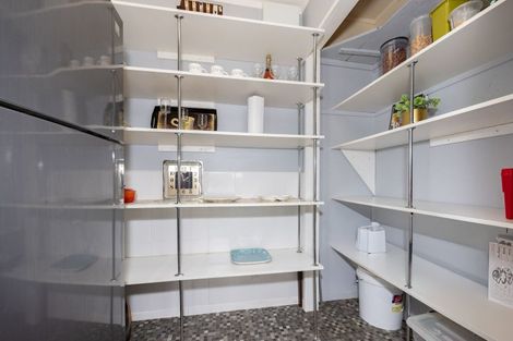 Photo of property in 2/48 Hogans Road, Glenfield, Auckland, 0629