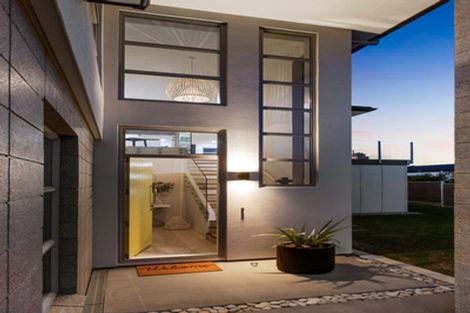 Photo of property in 32 Manhattan Rise, Orewa, 0931