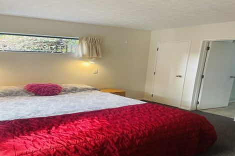 Photo of property in 2/35 Solway Avenue, Ilam, Christchurch, 8041