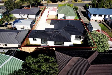 Photo of property in 9a Rimu Street, New Lynn, Auckland, 0600