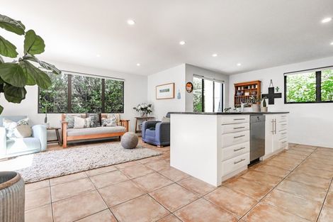 Photo of property in 3 Greenwood Road, Havelock North, 4130