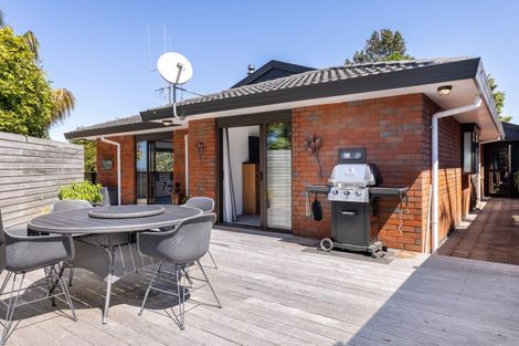 Photo of property in 42a Karaka Road, Otumoetai, Tauranga, 3110