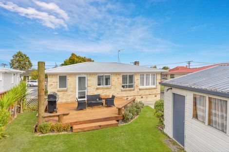 Photo of property in 6 Portal Crescent, Beerescourt, Hamilton, 3200