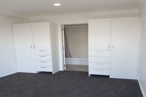 Photo of property in The Rennaissance, 5j/18 Ronwood Avenue, Manukau, Auckland, 2104