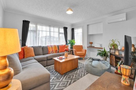 Photo of property in 19 Brockenhurst Street, Aranui, Christchurch, 8061