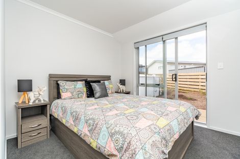 Photo of property in 26 Northcoast Place, Mangawhai Heads, Mangawhai, 0505