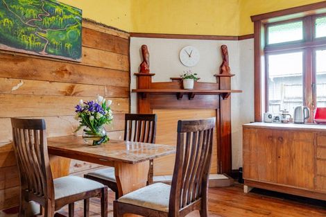 Photo of property in 23 Knowles Street, Terrace End, Palmerston North, 4410