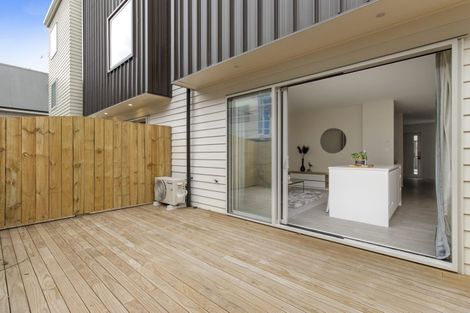 Photo of property in 44u3 May Street, Hamilton East, Hamilton, 3216