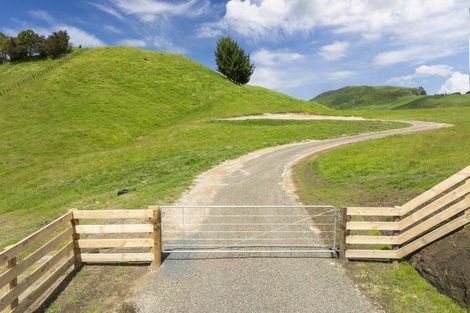 Photo of property in 29 Grant Road, Kinloch, Taupo, 3385