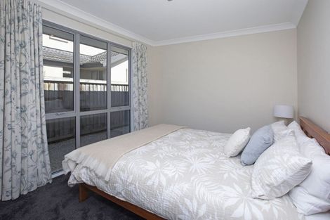 Photo of property in 3 Handel Close, Northwood, Christchurch, 8051