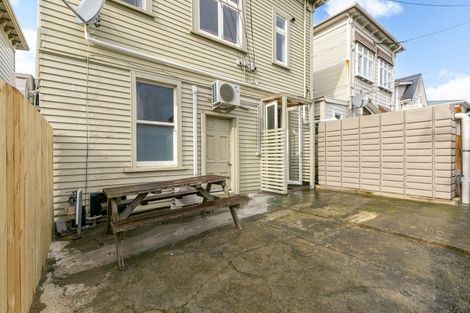 Photo of property in 93 Tasman Street, Mount Cook, Wellington, 6021