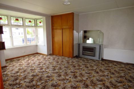 Photo of property in 62 Romilly Street, Westport, 7825